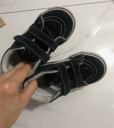 vans童鞋,8码13cm,购于专柜,鞋盒...