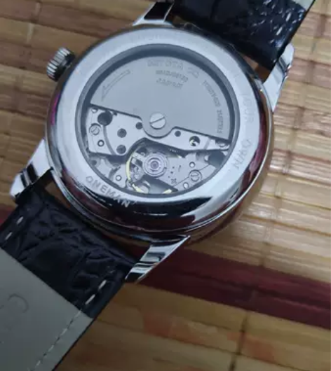 全新的手表,日本西铁城机芯,走时好,质量很...