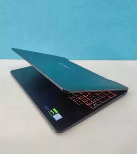 华硕	飞行堡垒7 I7-9750+GTX1...
