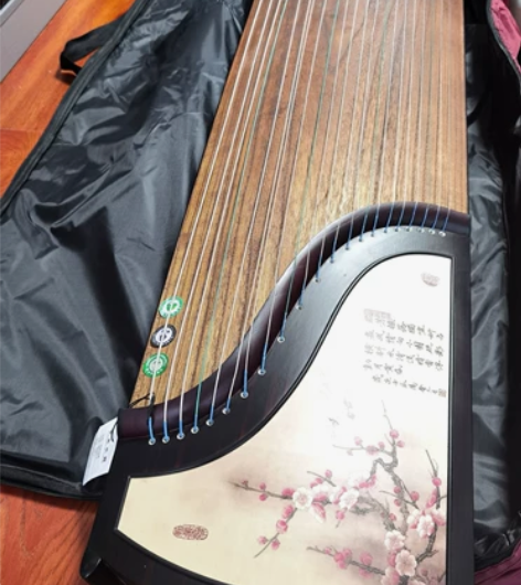 中岳古筝疏影暗香，比赛用琴，赛后奖给获奖者...