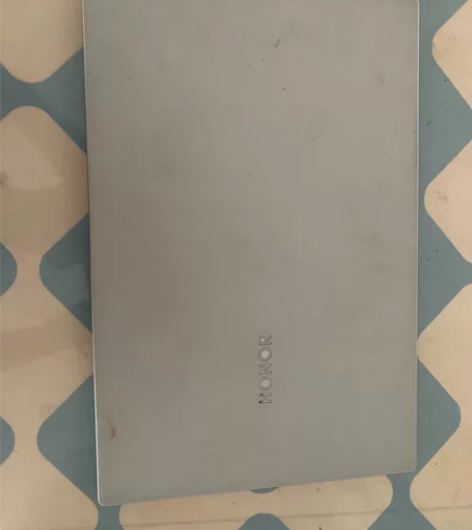 个人荣耀MagicbookX14笔记本,几...