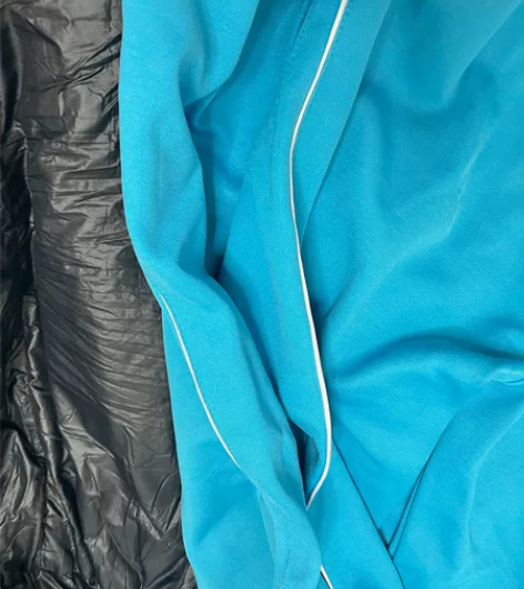 校服两套尺码155,适合身高150以下,特...