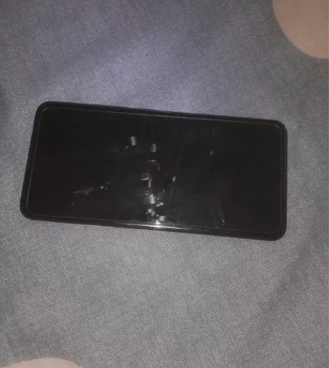 Vivo出售s1Pro 6g运行256存...