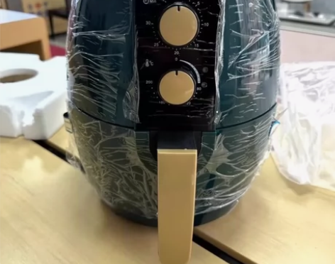 (亏本处理) 智能触屏空气炸锅烤箱家用大容...