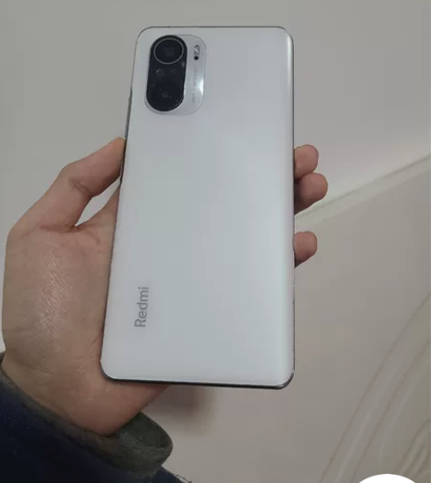 红米k40pro 8+256 晴雪,成色如...
