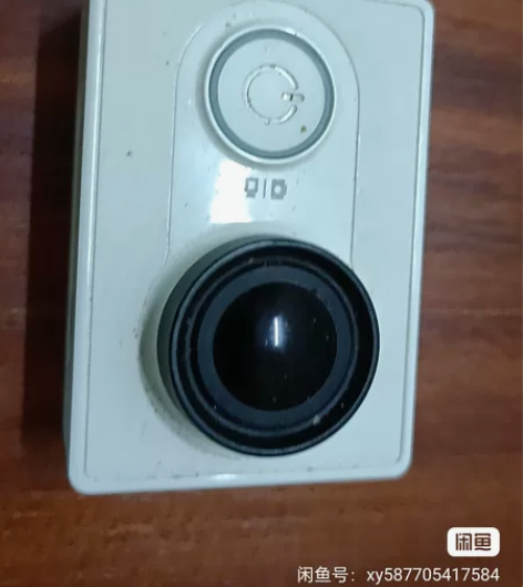 小蚁4k运动相机附带32g内存卡，想要的可...