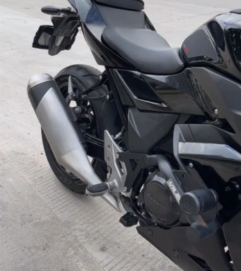 铃木GSX250R、21年3月份 车况精品...