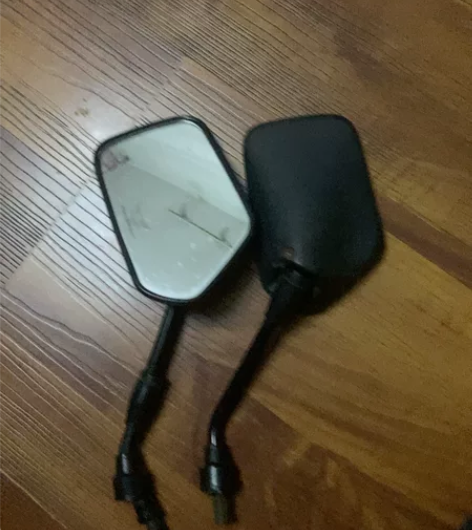 摩托车后视镜，品牌宗申，丝口目测10。 感...