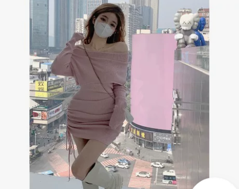 甜辣一字肩抽绳针织连衣裙女装秋季新款长袖设...