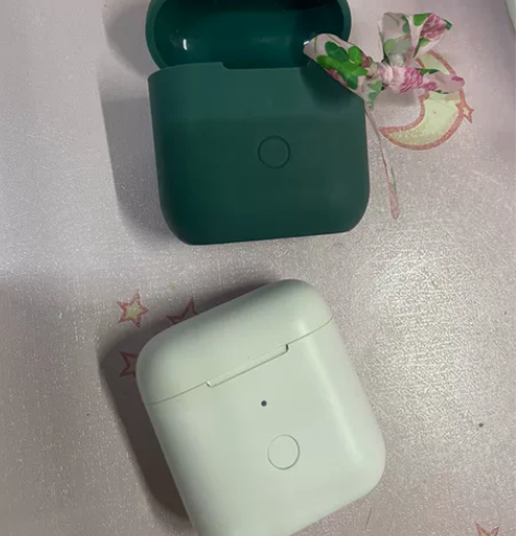 QCY耳机 右耳加耳机舱 35 感兴趣的话...