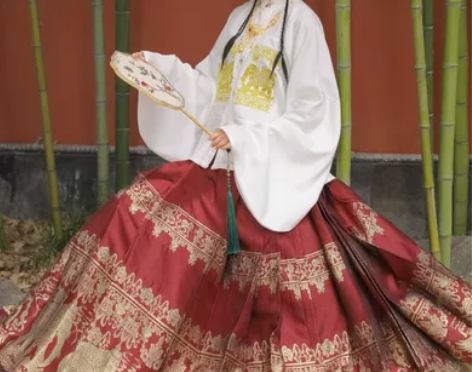 玉术马原创汉服女飞象明制织金马面裙秋装 感...