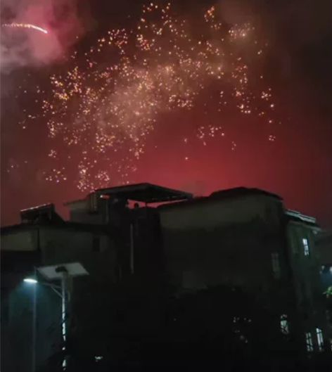 三星s21u，美版128g，摄像头有划痕，...