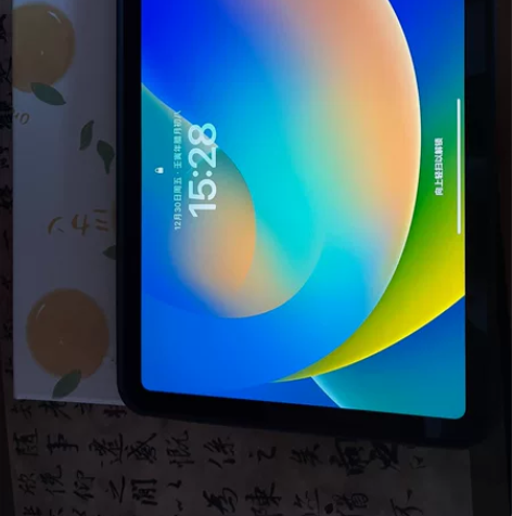 Apple iPad 10.9英寸平板电脑...