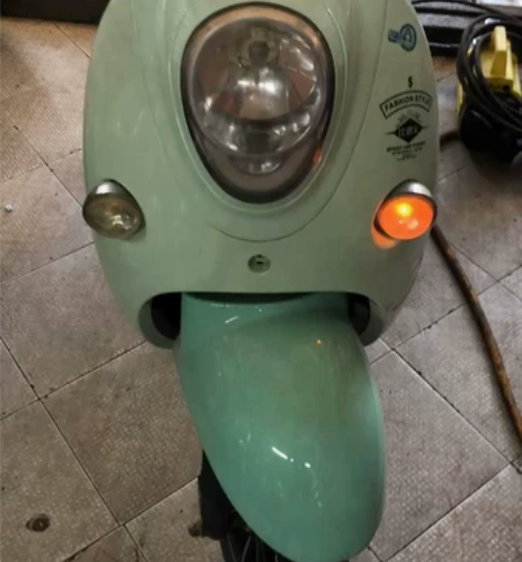 急急急!因有事外出急卖。小龟电动车60v2...