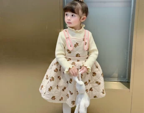 星星baby女童 可爱小熊加棉加厚背带裙冬...