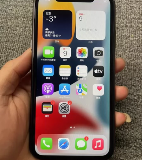 iPhone 11，国行128G，功能全好...