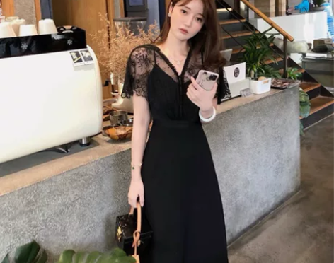 新款桔梗裙复古法式初恋裙子蕾丝黑色连衣裙女...