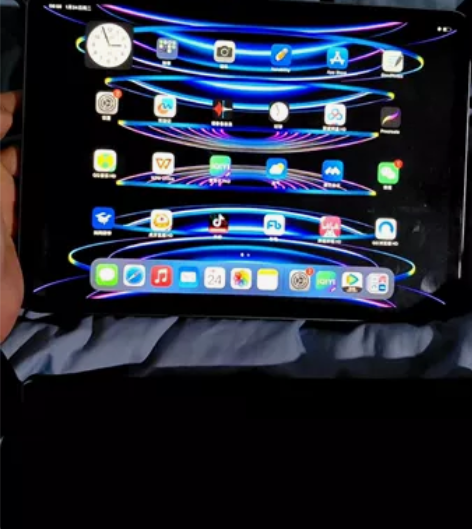 ipad pro 2022深空灰，128g...