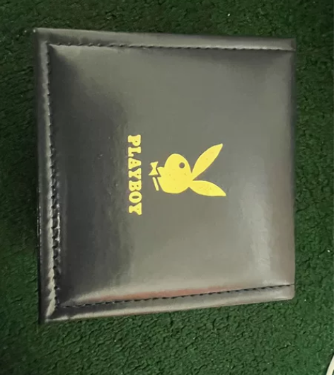 闲置一款手表,花花公子牌 没有使用过,包装...