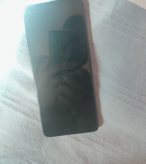 motorolaedges淘宝买的,手机进...