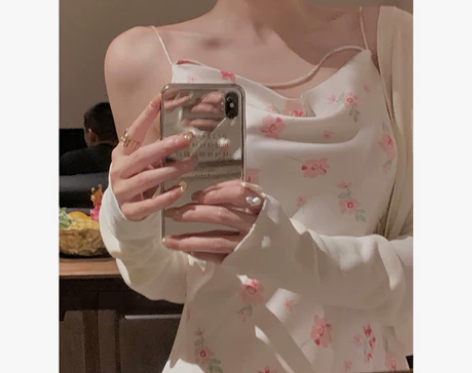 从一高级感法式连衣裙女夏印花无袖茶歇吊带连...