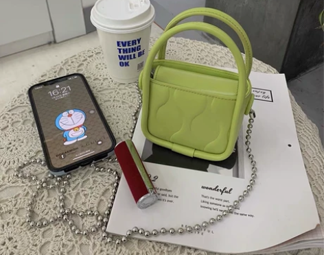好看的小绿包＋中号绿包 喜欢的抓紧入手 价...