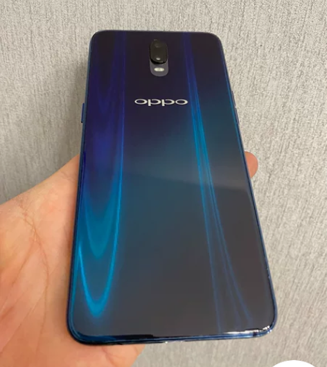 oppo R17 8+128蓝色，手机换过...