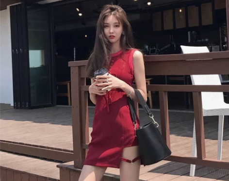 可可曾连衣裙女夏性感小短裙修身高腰开叉不规...