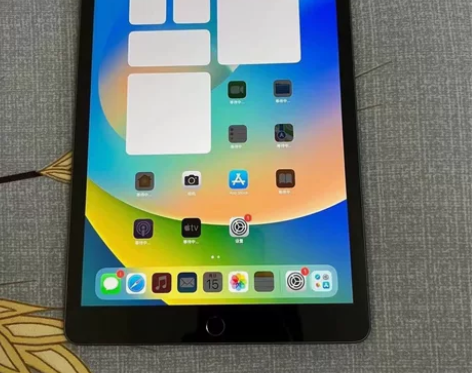 95新特价特价ipad平板 国行2018款...