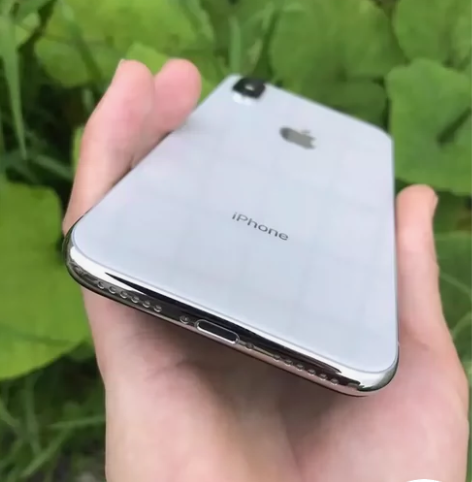苹果 iPhone X 捡漏 99新 包邮...