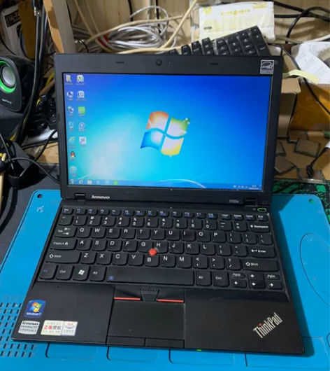 Thinkpad X100e ,上网课...