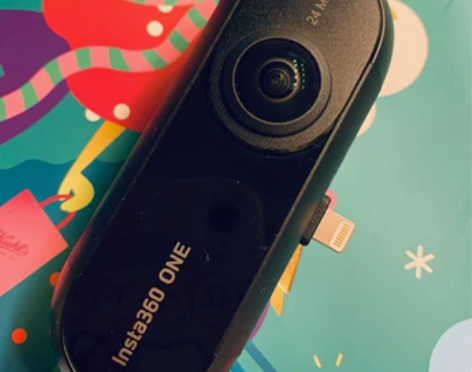 insta360 one,影石的第一代手持...