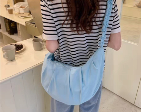 转卖大容量帆布包包女2021新款小清新布包...