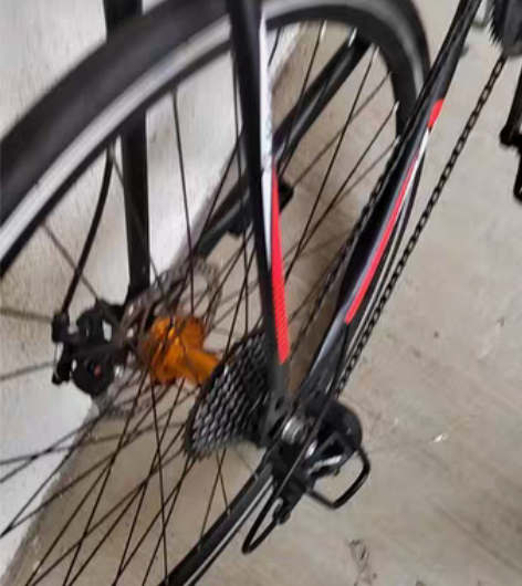 公路自行车 自用,因为要换学校了, 出售,...