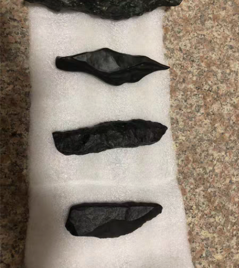 石器时代，戈壁泥石石器一组四枚、把玩件、大...