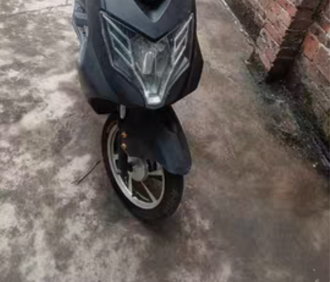 五羊电动车 电瓶车 电动摩托车 (要换锁...
