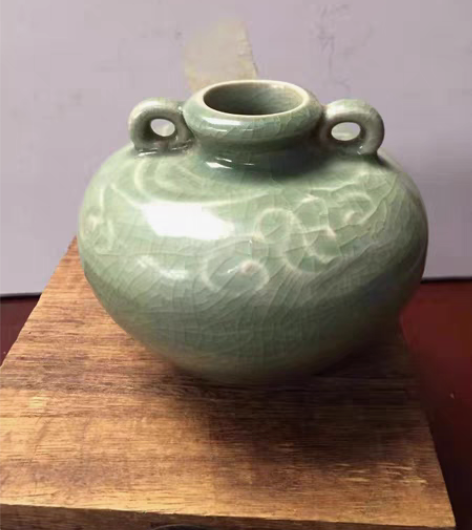 包邮龙泉青瓷北宋水柱，釉色梅子青 感兴趣的...