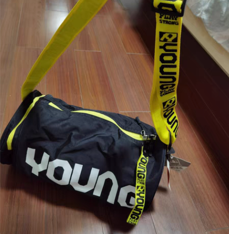 李宁运动包单肩包斜挎包,防泼水,长38cm...
