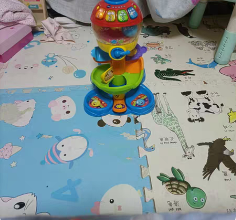 双语炫彩扭蛋机，宝宝不可缺少的早教玩具 感...