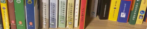 备考笔译时买的张培基散文,80元包邮,上班...