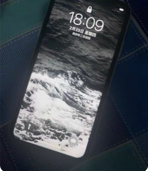 低价出备用机xr64g电池还有80 感兴趣...