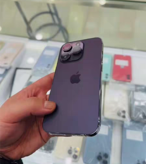 新到一枚极品 国行iPhone 14pro...