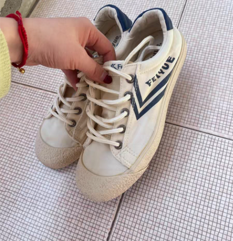 飞跃小白鞋 37码轻微穿着痕迹feiyue...