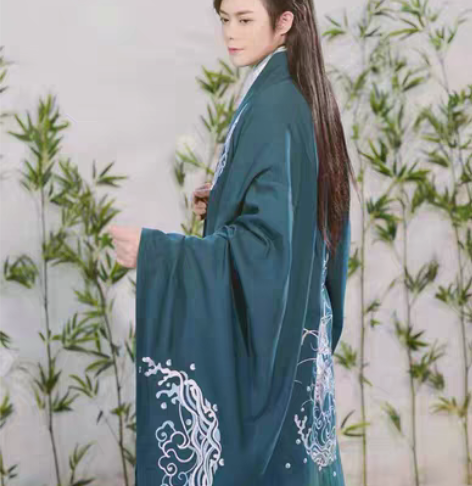 如梦霓裳全新麟泽戏浪披风180包邮 感兴趣...