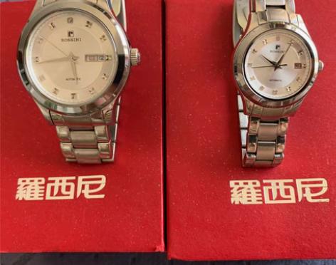 罗西尼情侣款 希望遇到有缘人 感兴趣的...