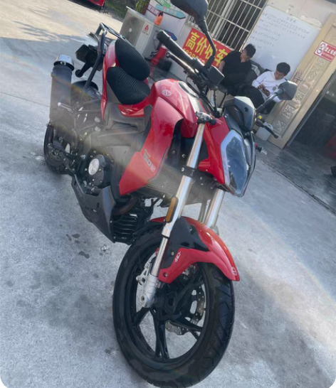 19年11月上牌的,贝纳利小迅龙150单缸...