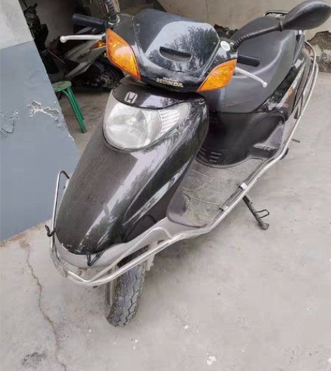 五羊本田小公主，一三年的车，两万多公里，全...