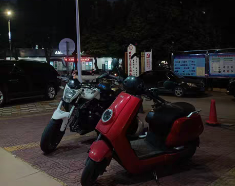出黄龙300过户车 加装射灯 带价来...