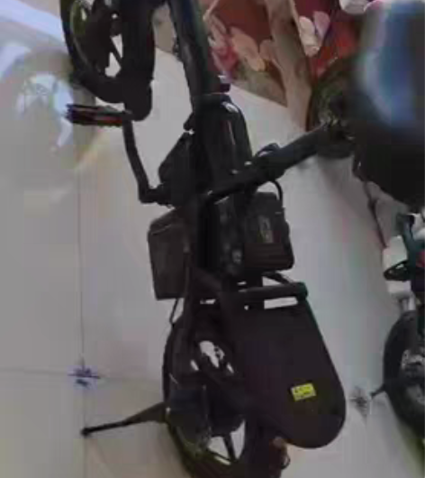 出售雅迪折叠电动车一台，买的时候三千多，现...