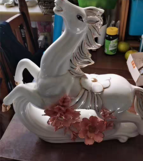 包邮包邮顺丰快递陶瓷白马，尺寸34x41x...